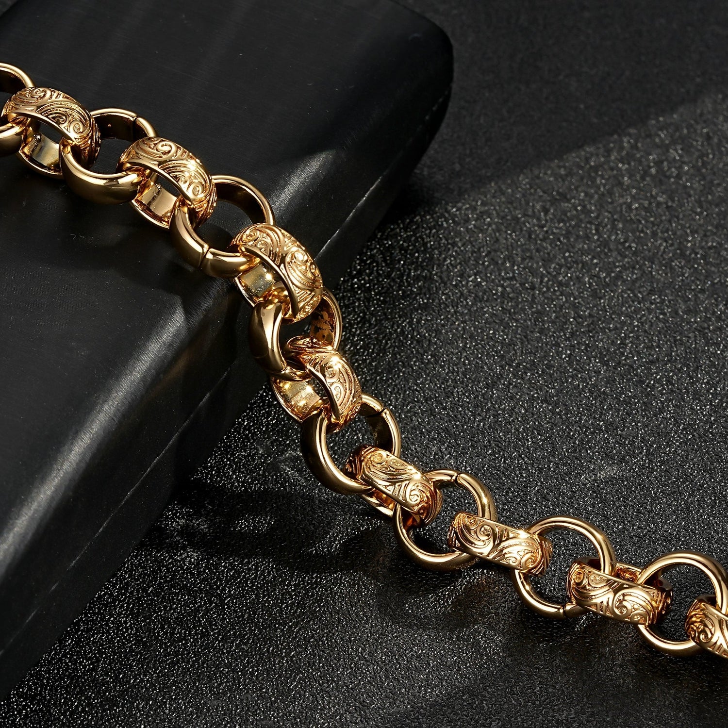 Adjustable gold Belcher bracelet, 15mm width, 8-9.3 inch length, 72g weight.