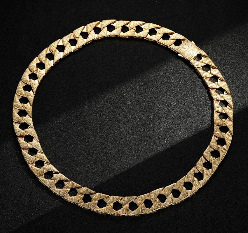 Luxury Gold 26mm Lizard Ornate Chaps Cuban Curb Chain