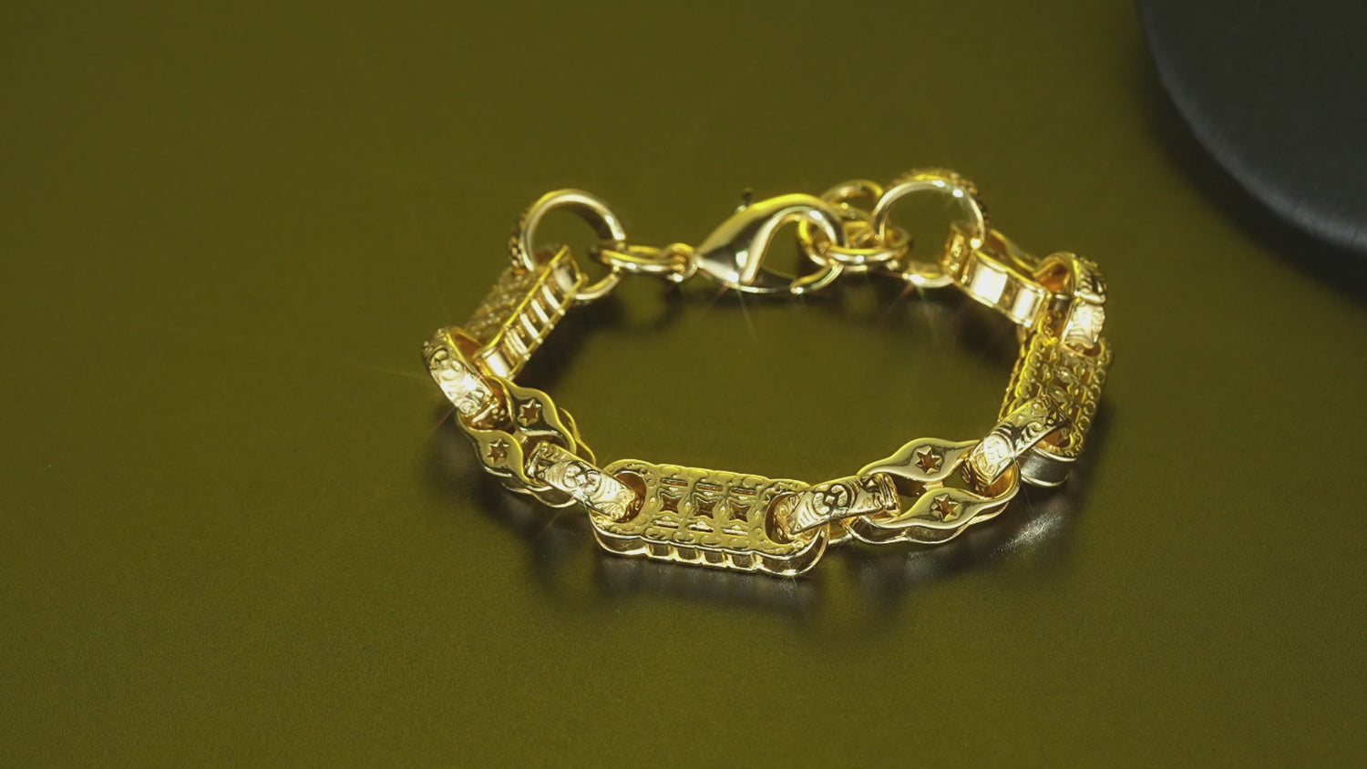 Luxury 3D Gold Stars and Bars Bracelet