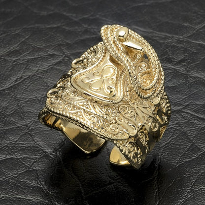 Gold Saddle Adjustable Ring