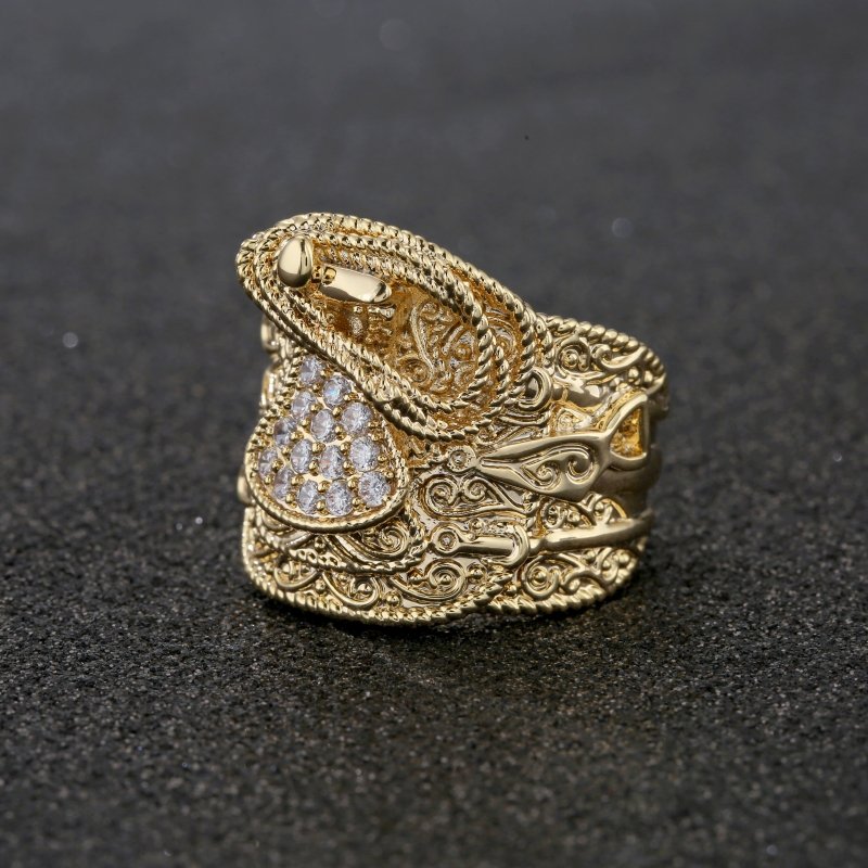 Gold on sale saddle ring